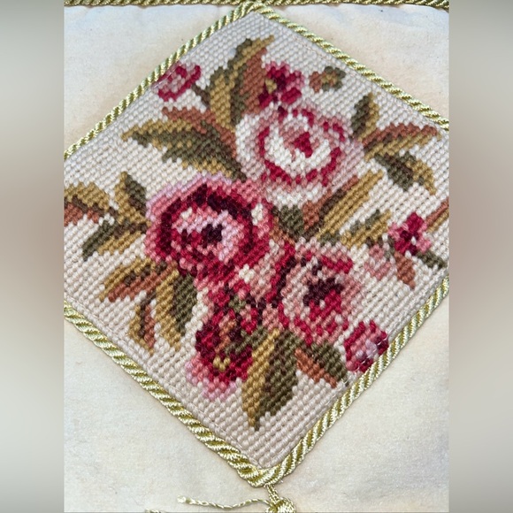 Pink ROSES cross stitch VELVET Christmas Stocking GOLD roping VINTAGE Victorian - Picture 2 of 13
